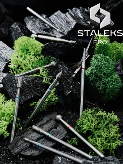 les-meilleures-forets-diamantés-pour-ongles-7