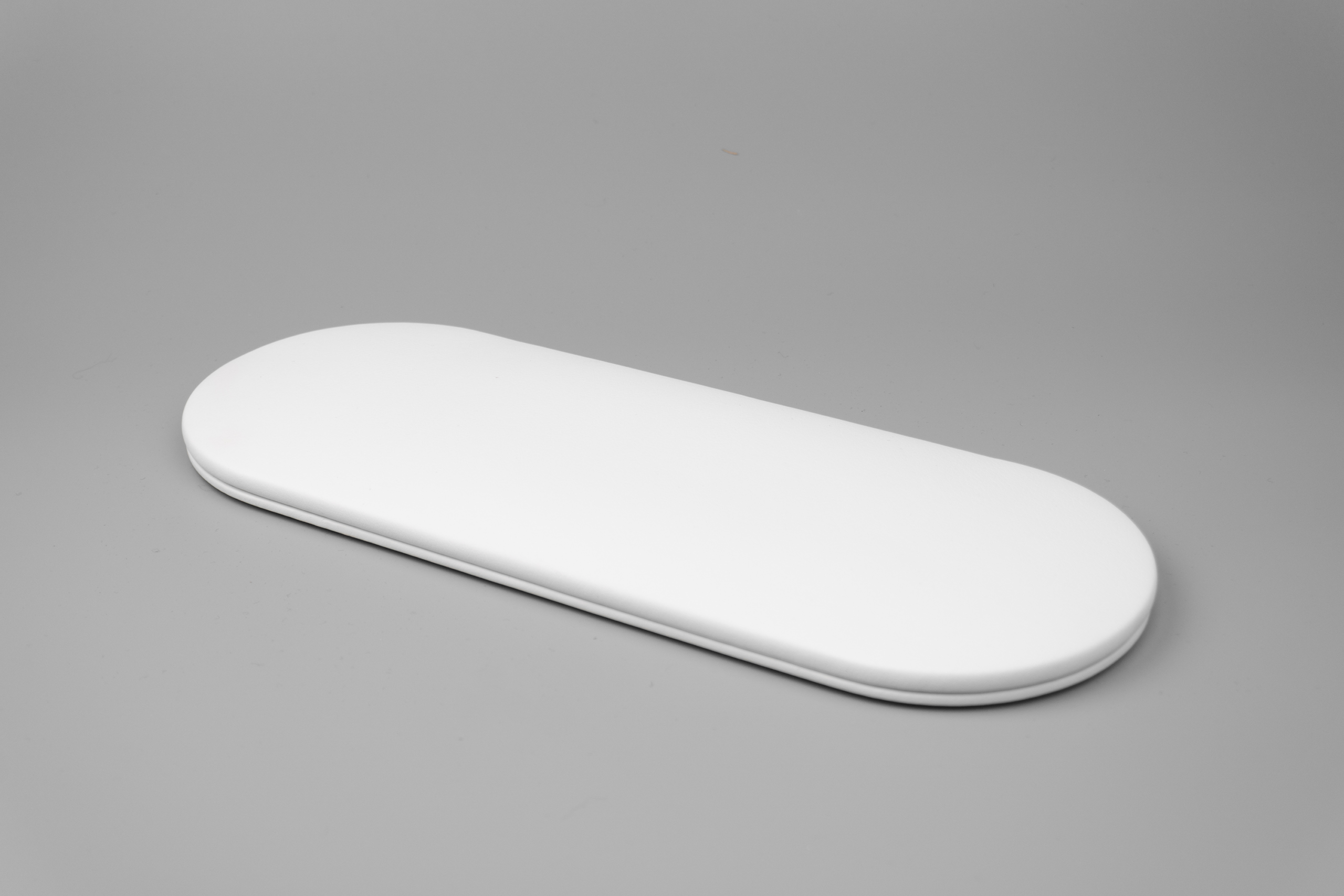 2 hand rest without legs white scaled