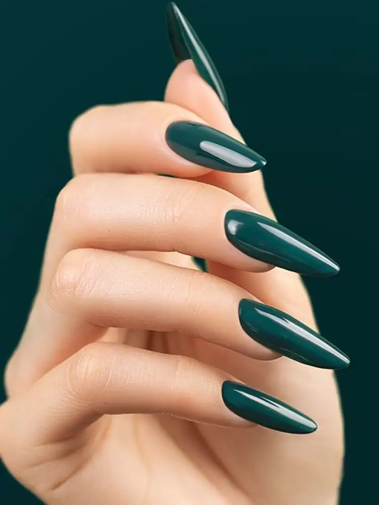 Victoria VYNN Pure Creamy Hybrid Gel Polish No. 246 Deep Sea 4 victoria vynn pure creamy hybrid fall 2023 earthy collection no. 246