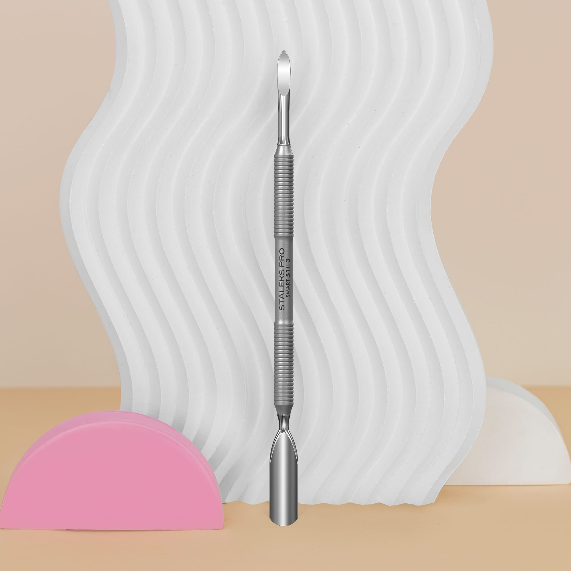 Pousse-cuticules Staleks SMART 51 TYPE 3 (pousse-cuticules large et arrondi et cure-ongles)