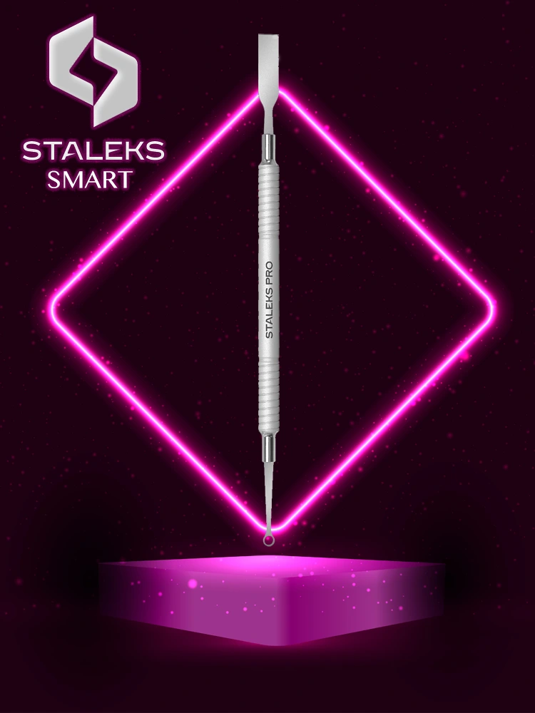 Outil 2 en 1 pour repousser les cuticules Staleks Smart 80 Type 1 : repousse-cuticules droit, plat et en boucle