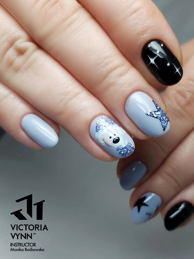 Esmalte de uñas en gel gris claro más vendido: Victoria VYNN Pure Creamy Hybrid 035 Silvery Cement