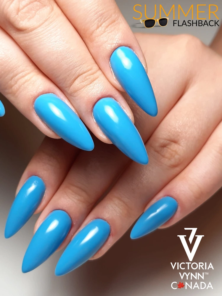 Las mejores uñas en azul turquesa: Victoria VYNN Pure Creamy Hybrid 088 Azul turquesa