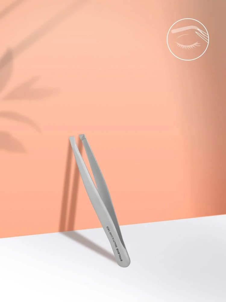 Eyebrow tweezers BEAUTY & CARE 10 TYPE 3 (wide beveled)