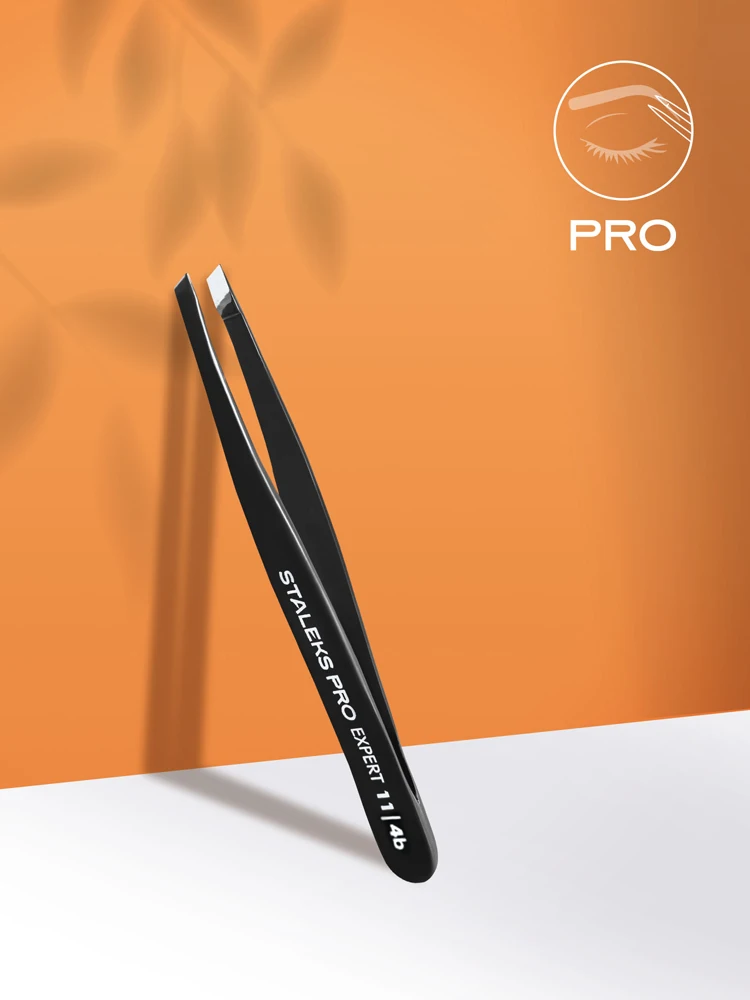 Eyebrow tweezers black EXPERT 11 TYPE 4b (narrow beveled)