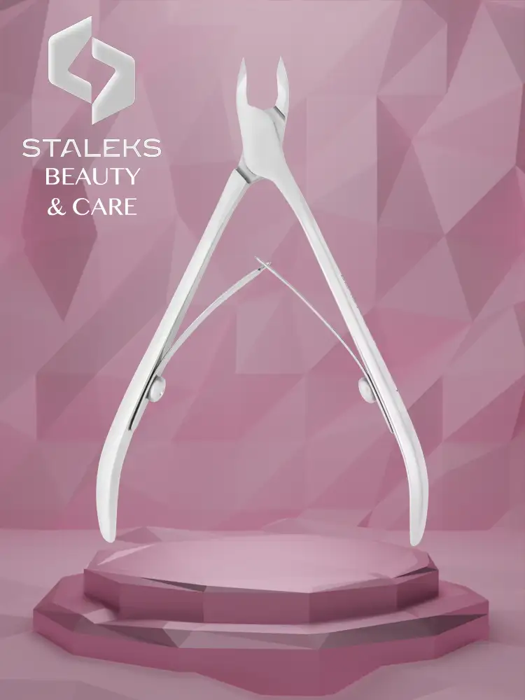 STALEKS BEAUTY & CARE : pince à cuticules n° 10