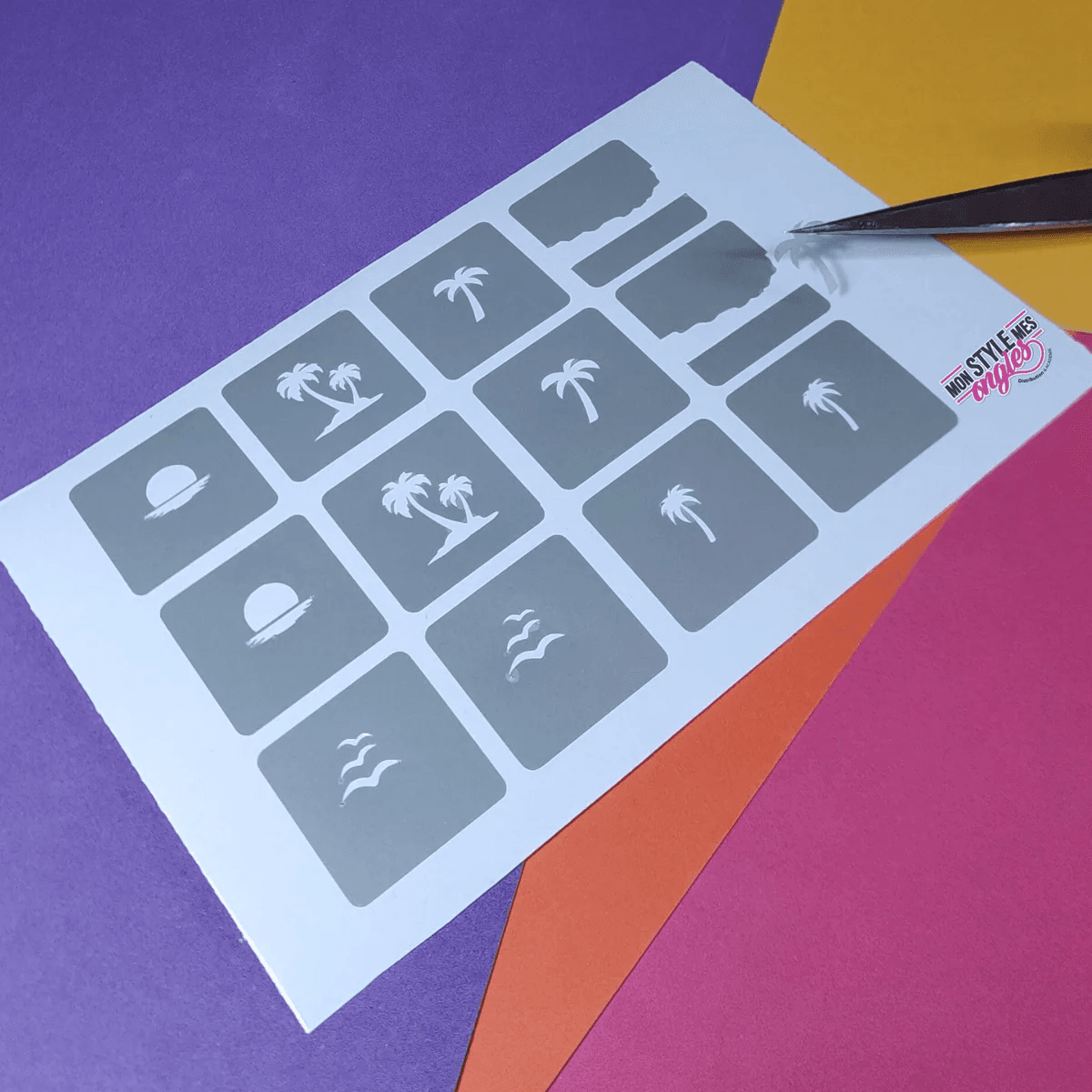 MSMO Reusable Stencil - "Beach & Palm Trees" Pattern (Airbrush & Nail Art)