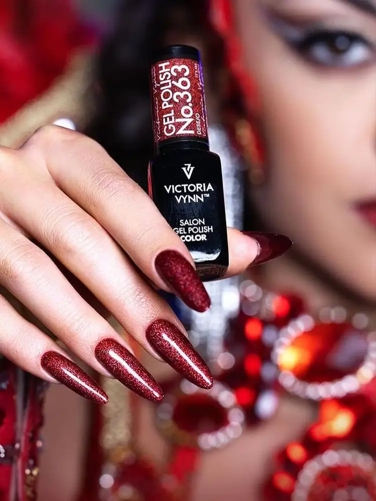 Collection de vernis gel Victoria Vynn Holo Colorio, n° 363 « Desejo »