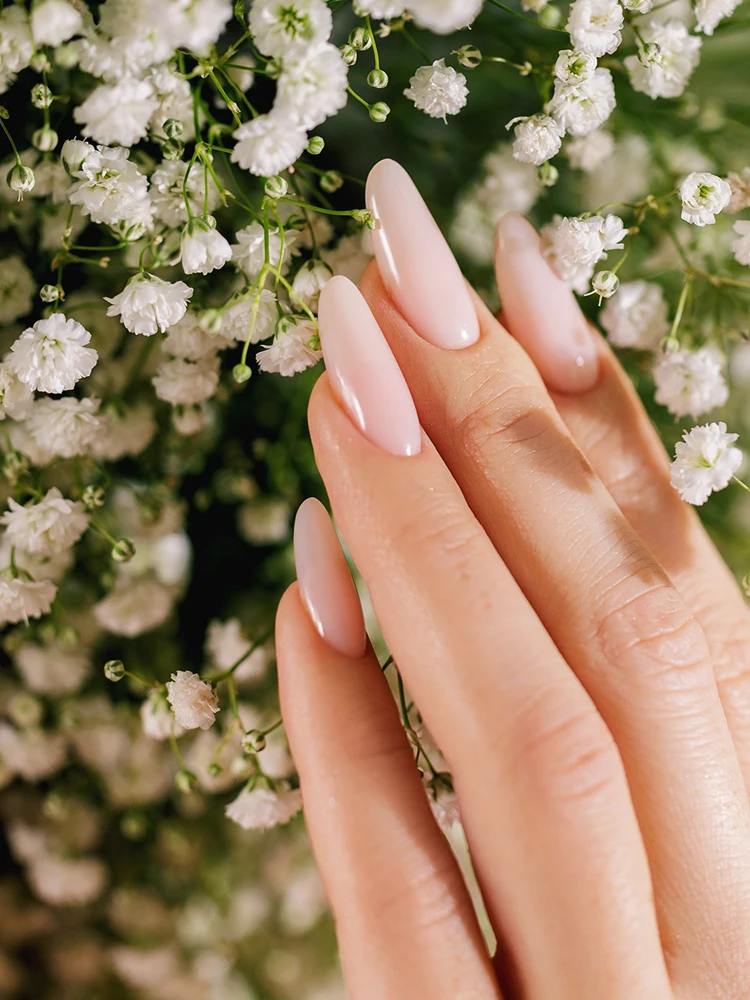Esmalte en gel Victoria VYNN Salon n.º 402 Naked Truth - Colección «Forget me nude»