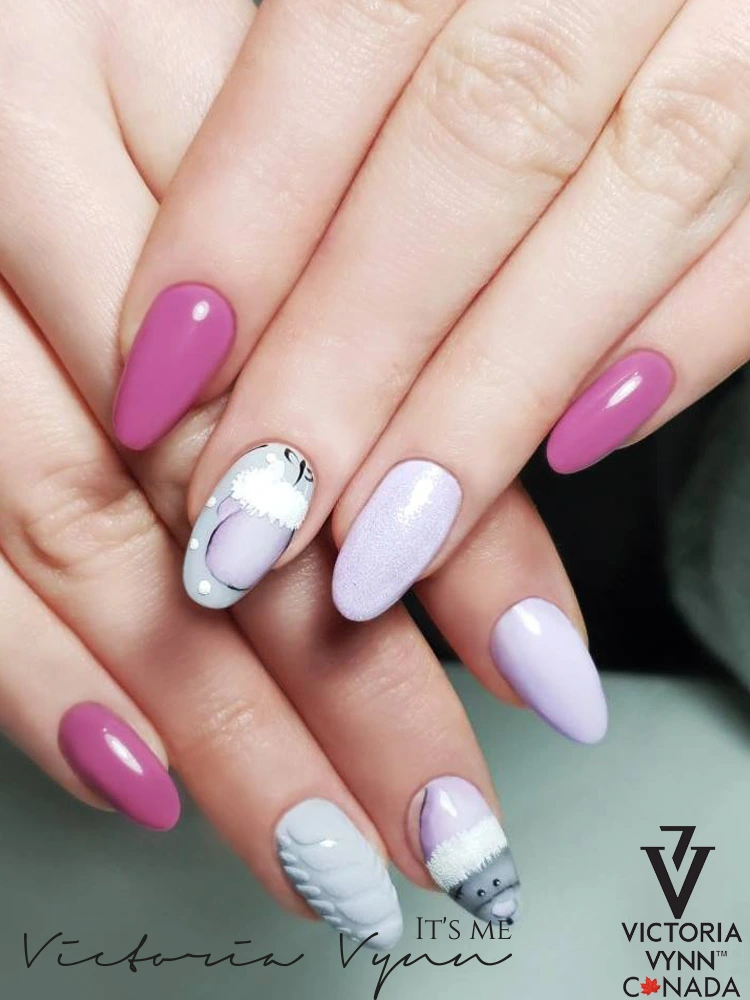 Magnifique vernis à ongles gel couleur lilas « Victoria VYNN Pure Creamy Hybrid 017 Berry Cocktail »